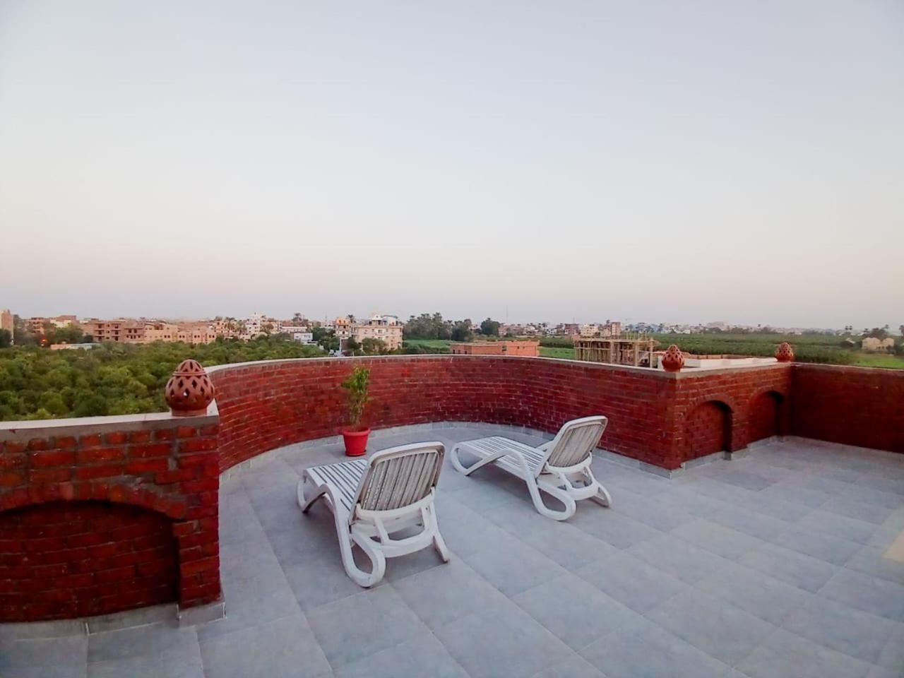 Sky Guest House Луксор Екстериор снимка