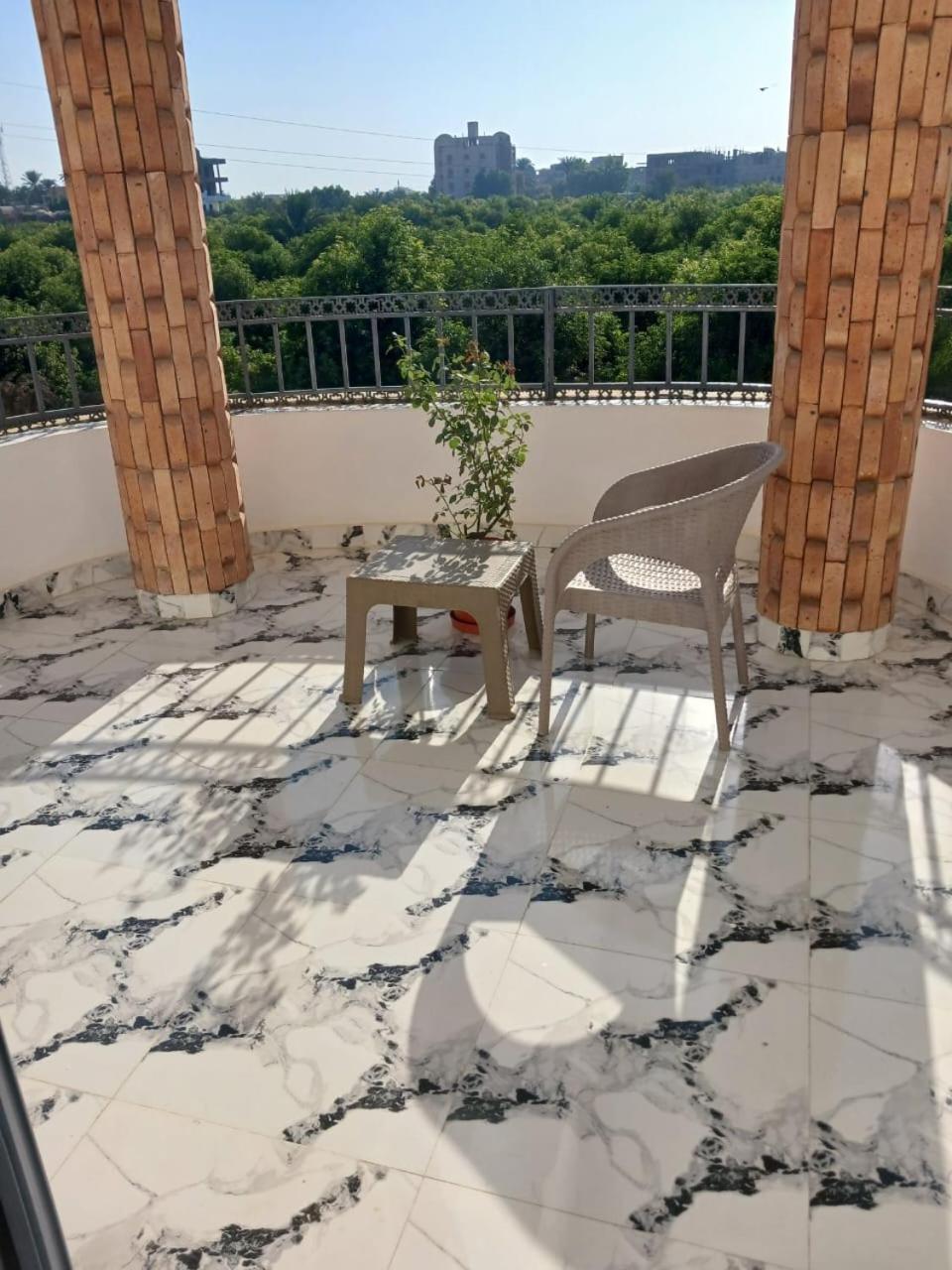 Sky Guest House Луксор Екстериор снимка
