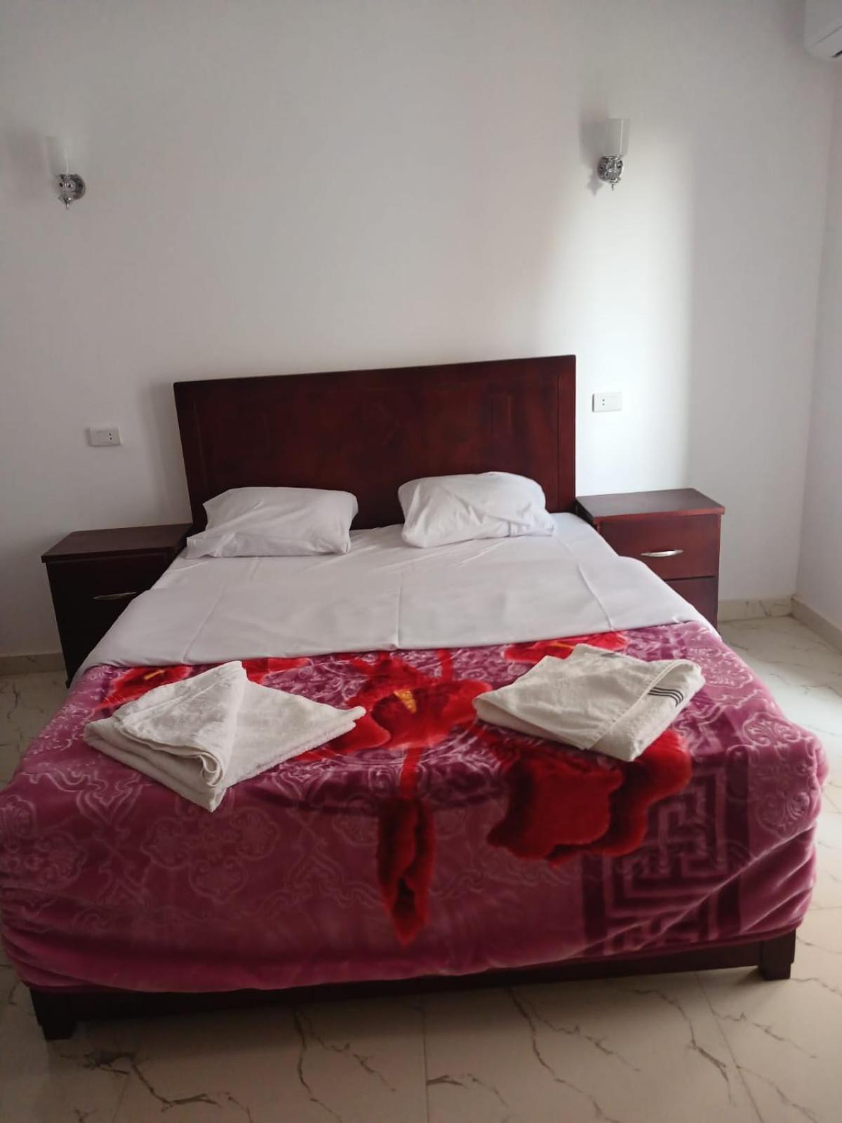 Sky Guest House Луксор Екстериор снимка